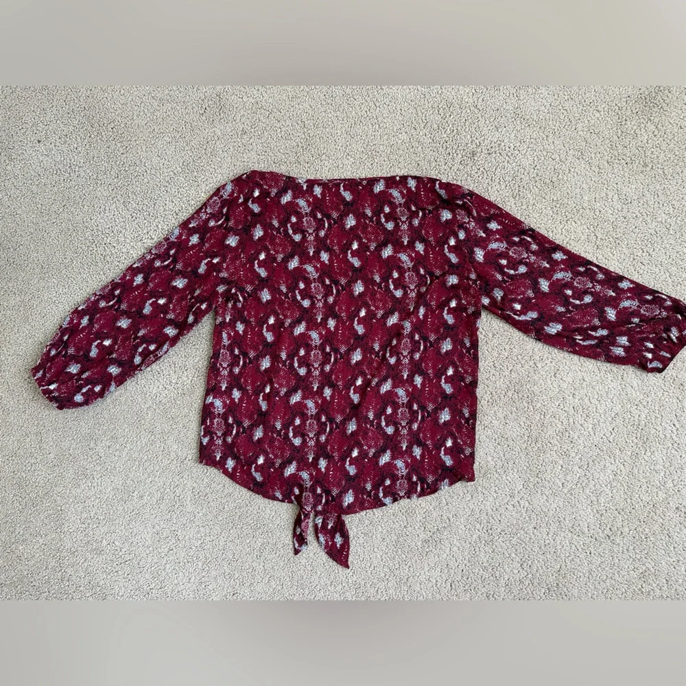 West Kei Burgundy Patterned Blouse • Elegant Print • Size S - Picture 9 of 10